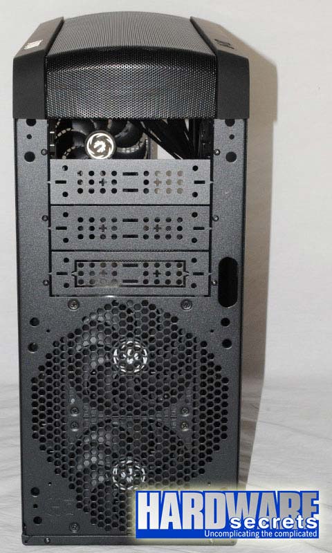 Обзор BitFenix Raider